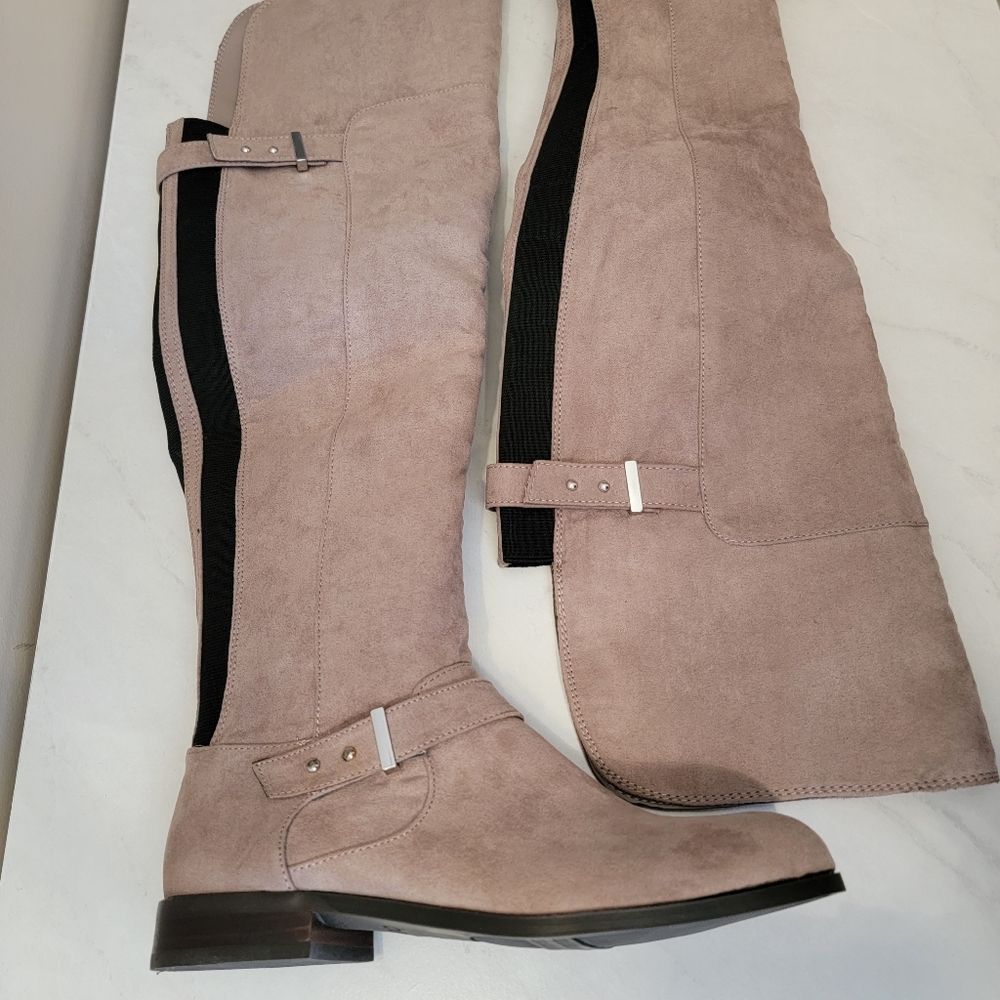 NIB Taupe Knee-High Boots Black Accents